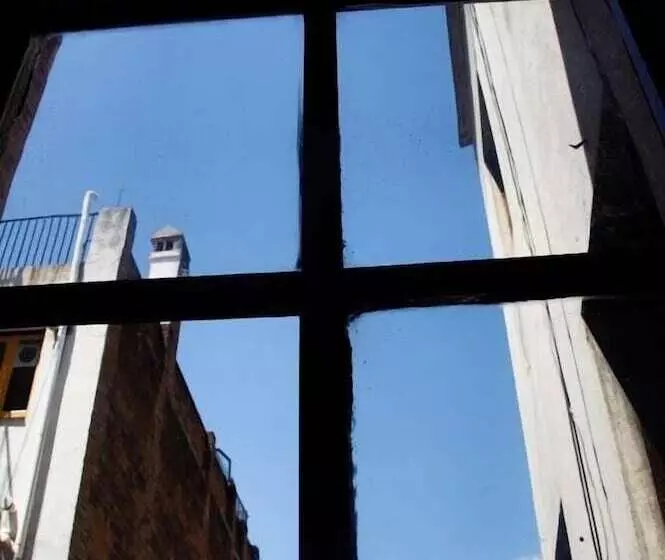 Majatalo Hostal Dragonflybcn