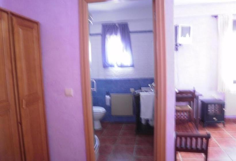 بنسيون Hostal El Olmo