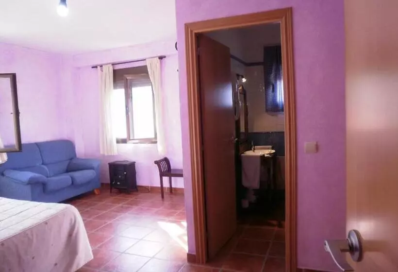 پانسیون Hostal El Olmo