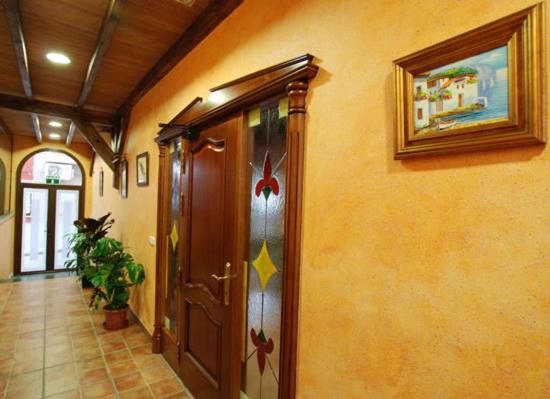 پانسیون Hostal El Puente