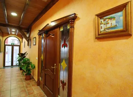 ペンション Hostal El Puente