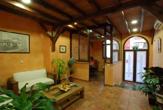 ペンション Hostal El Puente