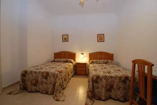 ペンション Hostal El Puente