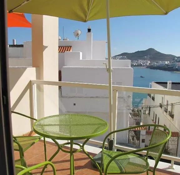 ペンション Las Olas