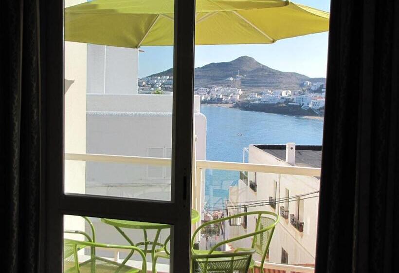 ペンション Las Olas