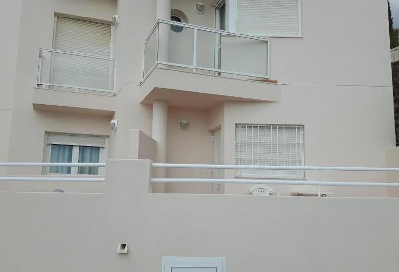 ペンション Las Olas