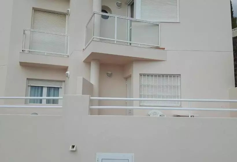 ペンション Las Olas