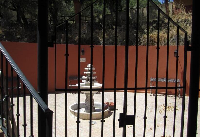 Пансион Posada El Camino Almonaster