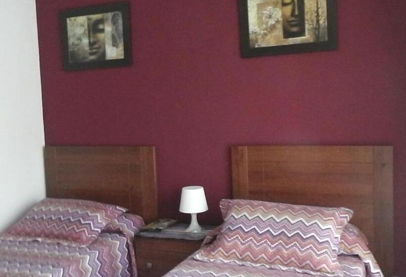 Pensión Vegadeo Gijón