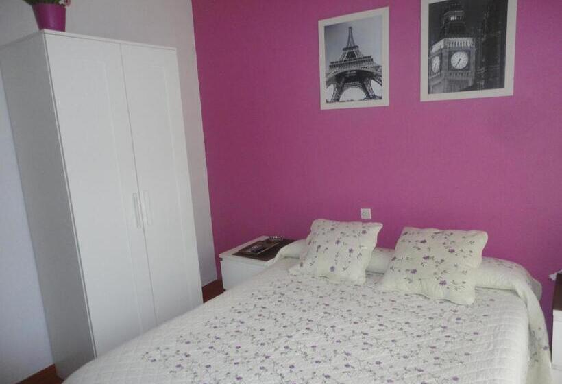 Pensión Vegadeo Gijón