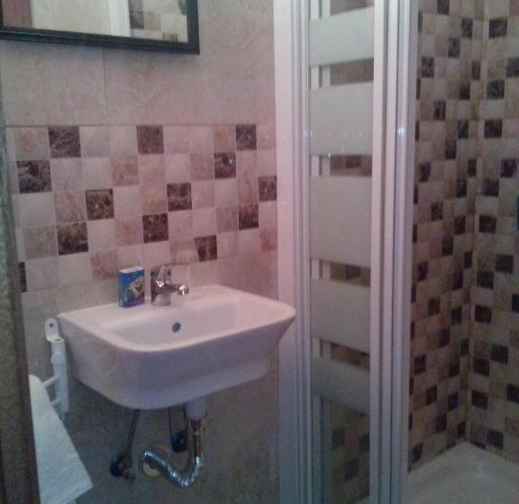 Pensión Vegadeo Gijón