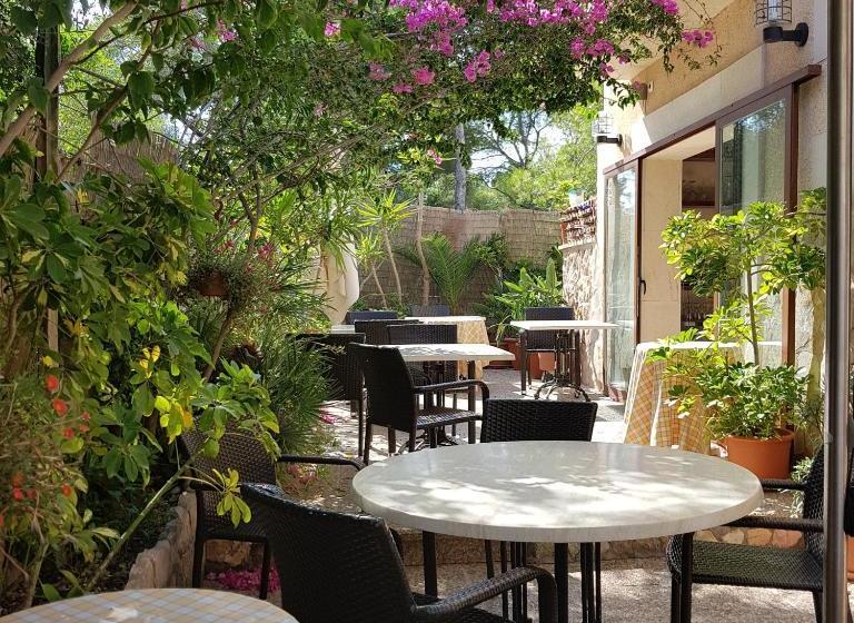 פנסיון Villa Lorenzo