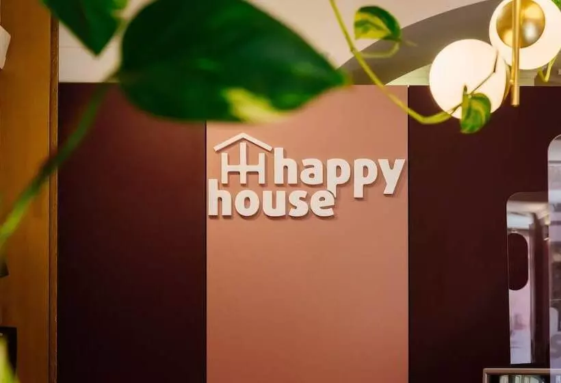 پانسیون Happy House