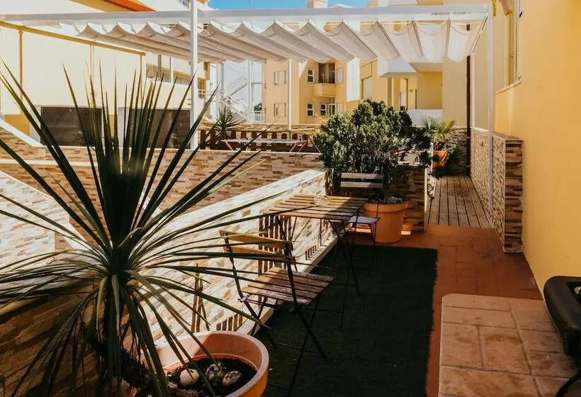 پانسیون Happy House