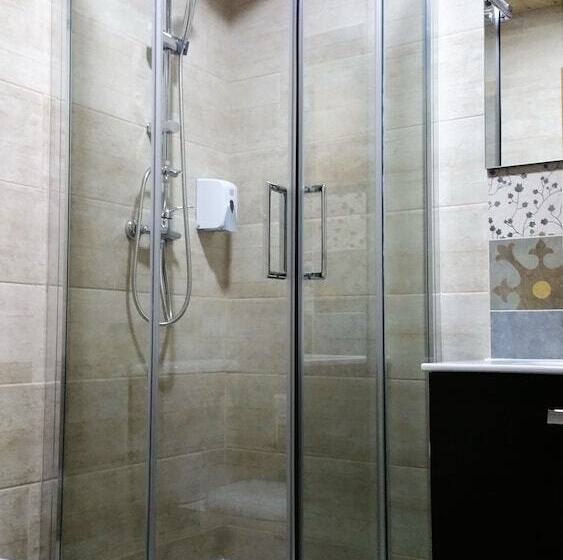 پانسیون Happy House