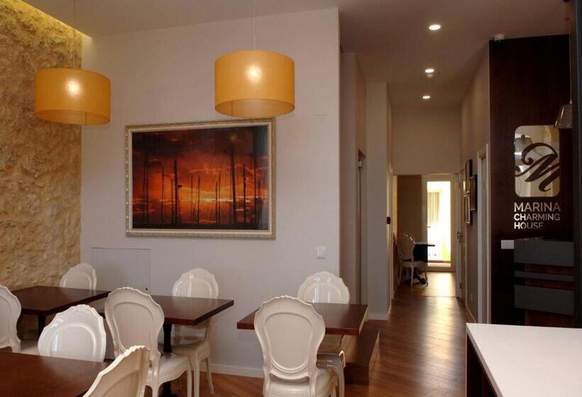 פנסיון Marina Charming House