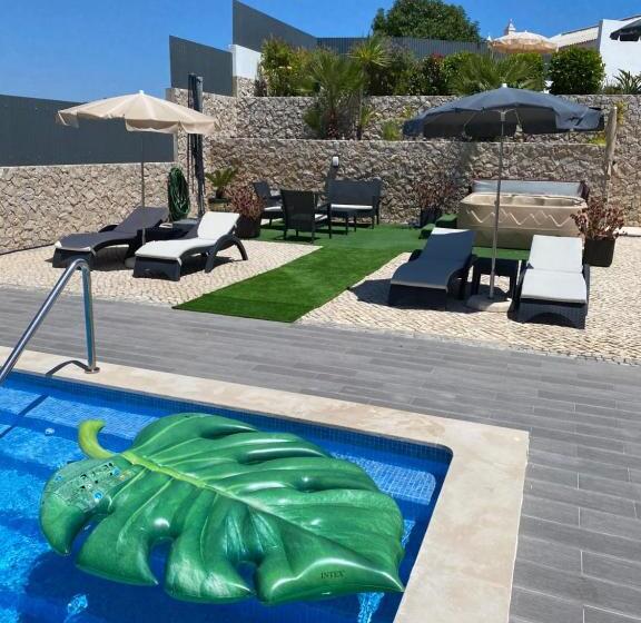 پانسیون Sunfield Guest House Only Adults