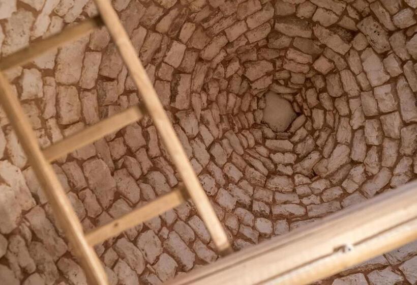 تختخواب و صبحانه Trulli Antichi Mestieri   Widespread Trulli In The Historic Center