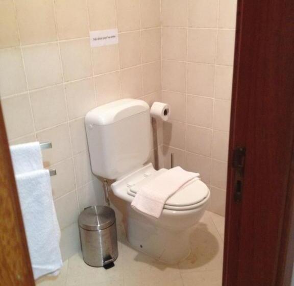 بنسيون Alojamento Galerias Nascentes