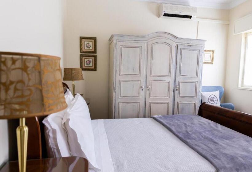 پانسیون Ester Guest House