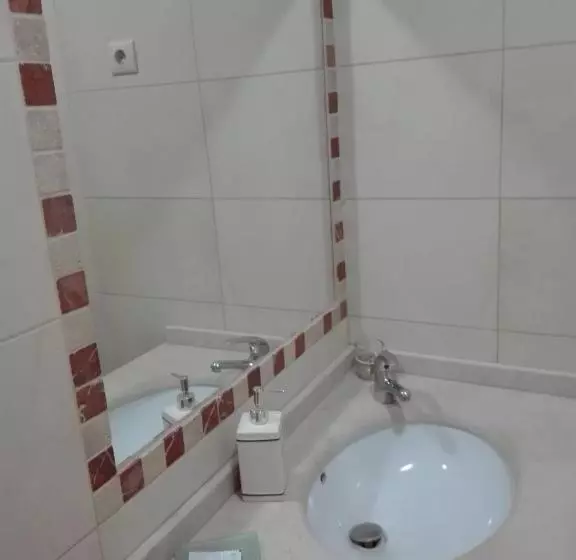 Majatalo Ester Guest House