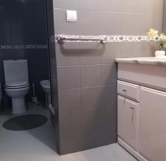 پانسیون Guest House Guerra Junqueiro