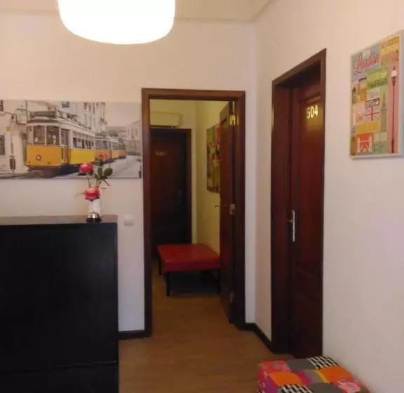 پانسیون Guest House Guerra Junqueiro