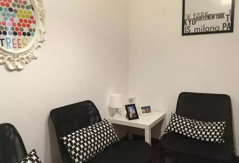 پانسیون Guest House Guerra Junqueiro