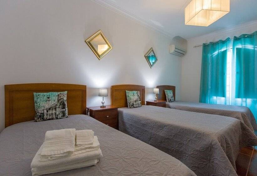 بنسيون Hospedaria Os Condes