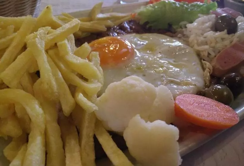 ペンション O Catraio