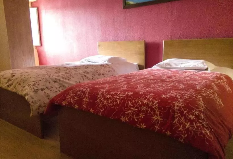 ペンション O Catraio