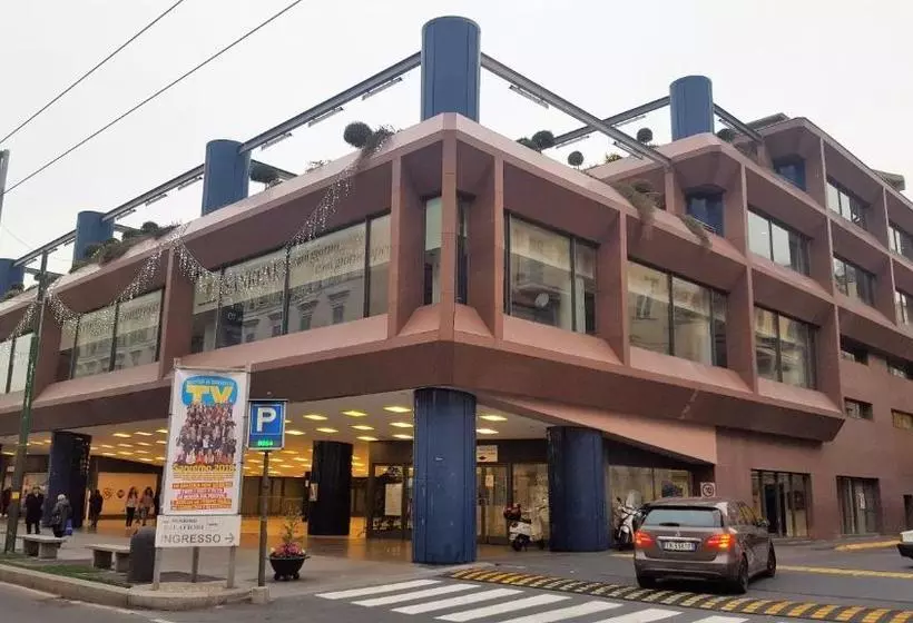 ペンション Palafiori Rooms Sanremo