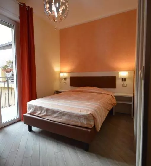 ペンション Palafiori Rooms Sanremo