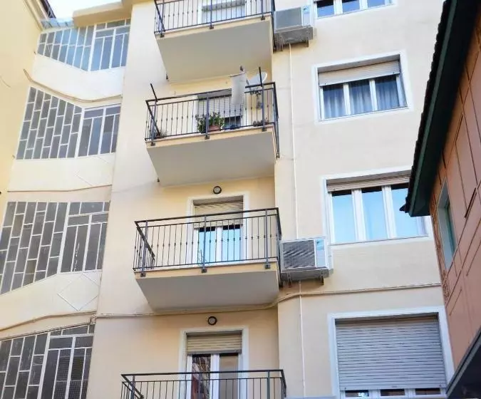 ペンション Palafiori Rooms Sanremo