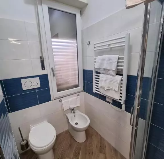 ペンション Palafiori Rooms Sanremo