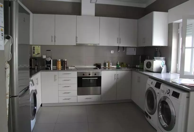 پانسیون Stayinn City  Evora