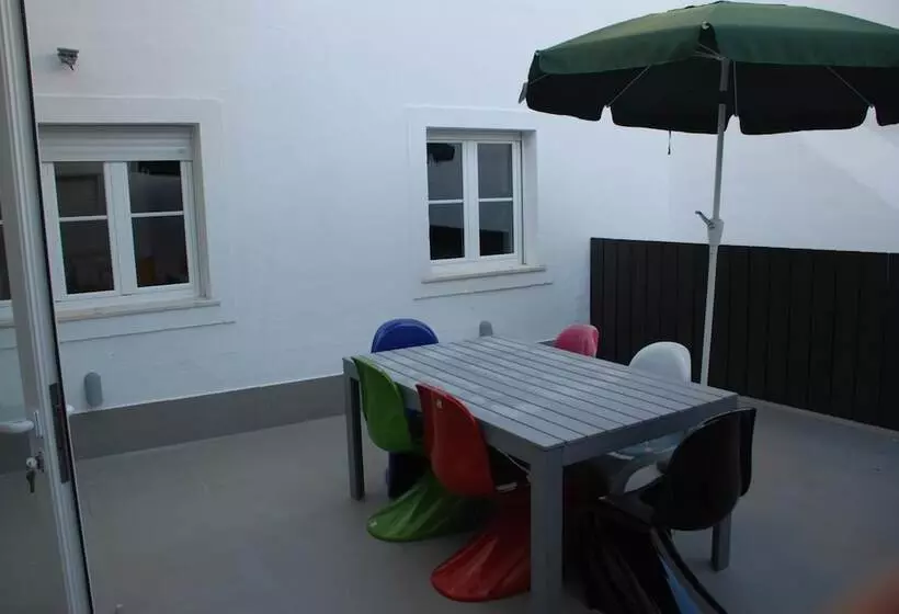 پانسیون Stayinn City  Evora