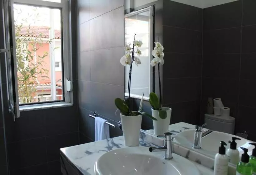 پانسیون The Sky Lofts Lisbon   Guesthouse