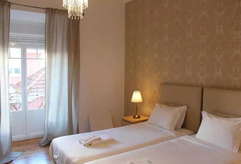 پانسیون The Sky Lofts Lisbon   Guesthouse