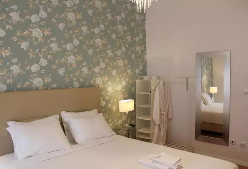 پانسیون The Sky Lofts Lisbon   Guesthouse