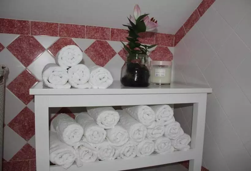 پانسیون The Sky Lofts Lisbon   Guesthouse