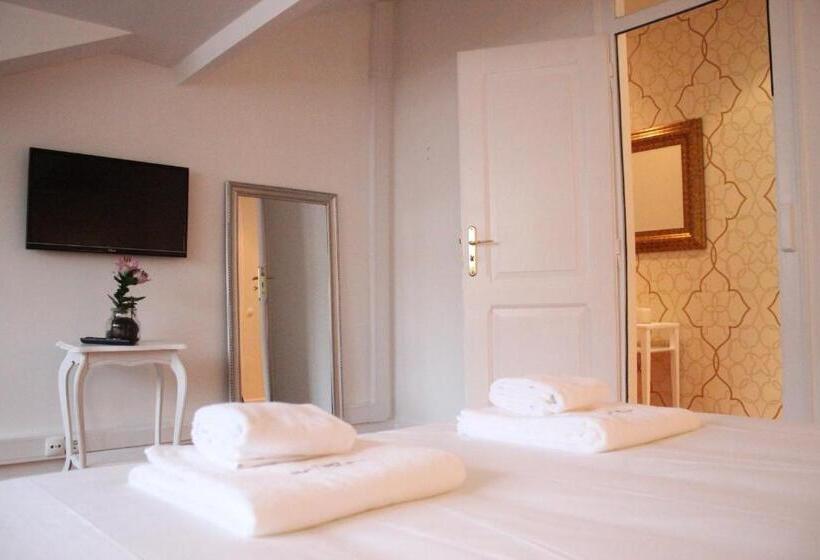 پانسیون The Sky Lofts Lisbon   Guesthouse