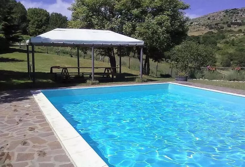 ホテル Agriturismo La Guinza
