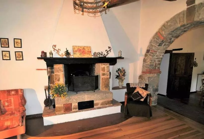 ホテル Agriturismo La Guinza