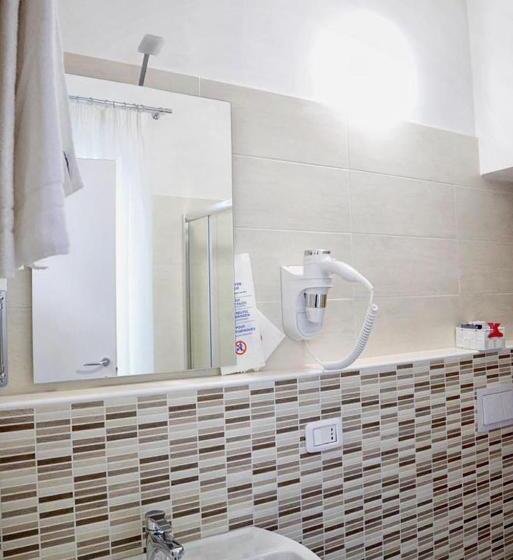 膳宿费 Donna Matilde