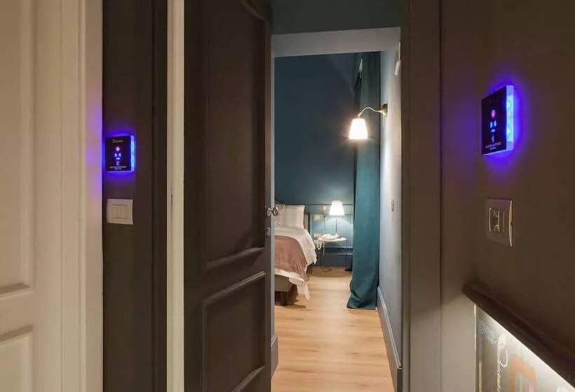 پانسیون Quattro Canti Suites