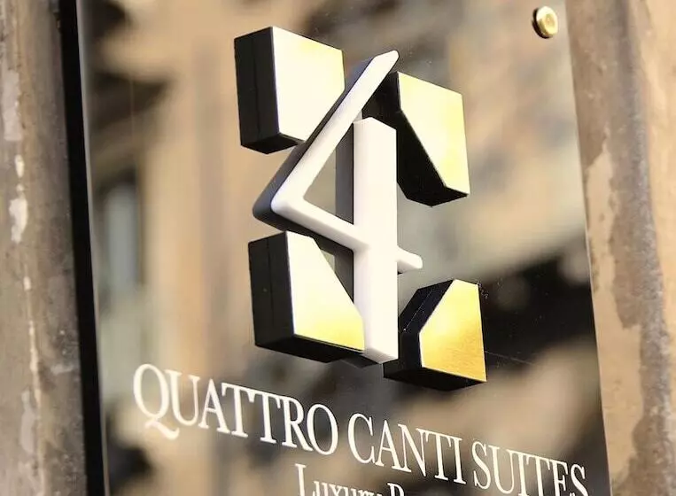 پانسیون Quattro Canti Suites