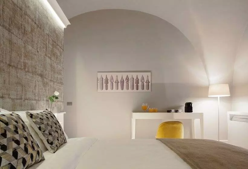 پانسیون Quattro Canti Suites