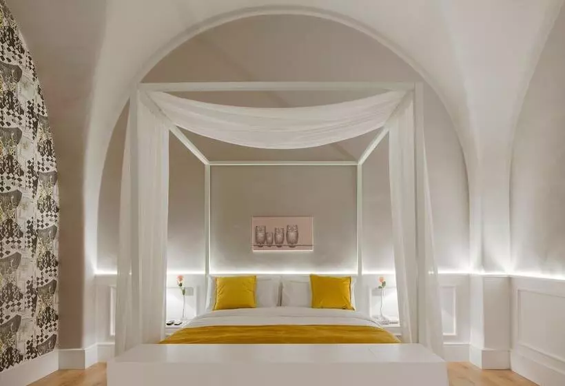 پانسیون Quattro Canti Suites