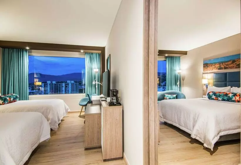 ホテル Hampton Inn By Hilton Cucuta